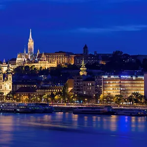 Novotel Danube Hotell